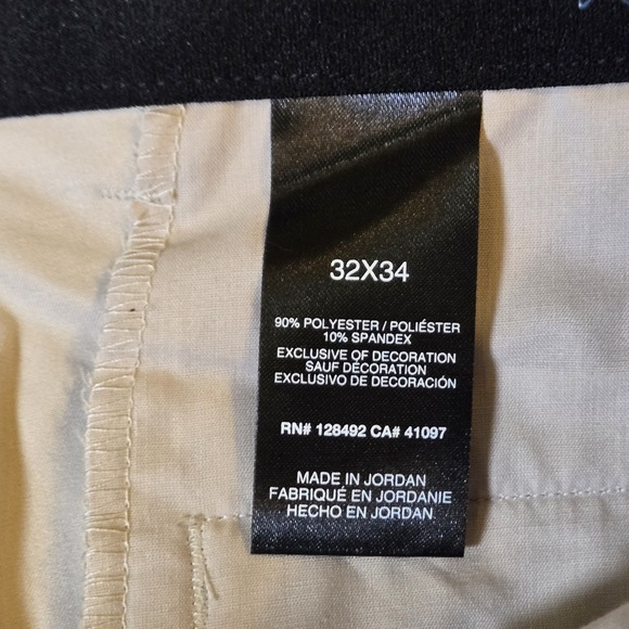 NWT GREG NORMAN Men's 32 X 34 Golf Pants Light Khaki Flat Front Microfiber - Picture 9 of 11